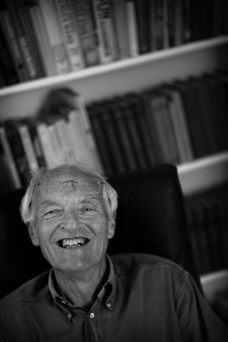 Michael Frayn.jpg